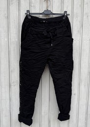 Jana- jogger brodeerattukukkanen - useita eri v&auml;rej&auml;